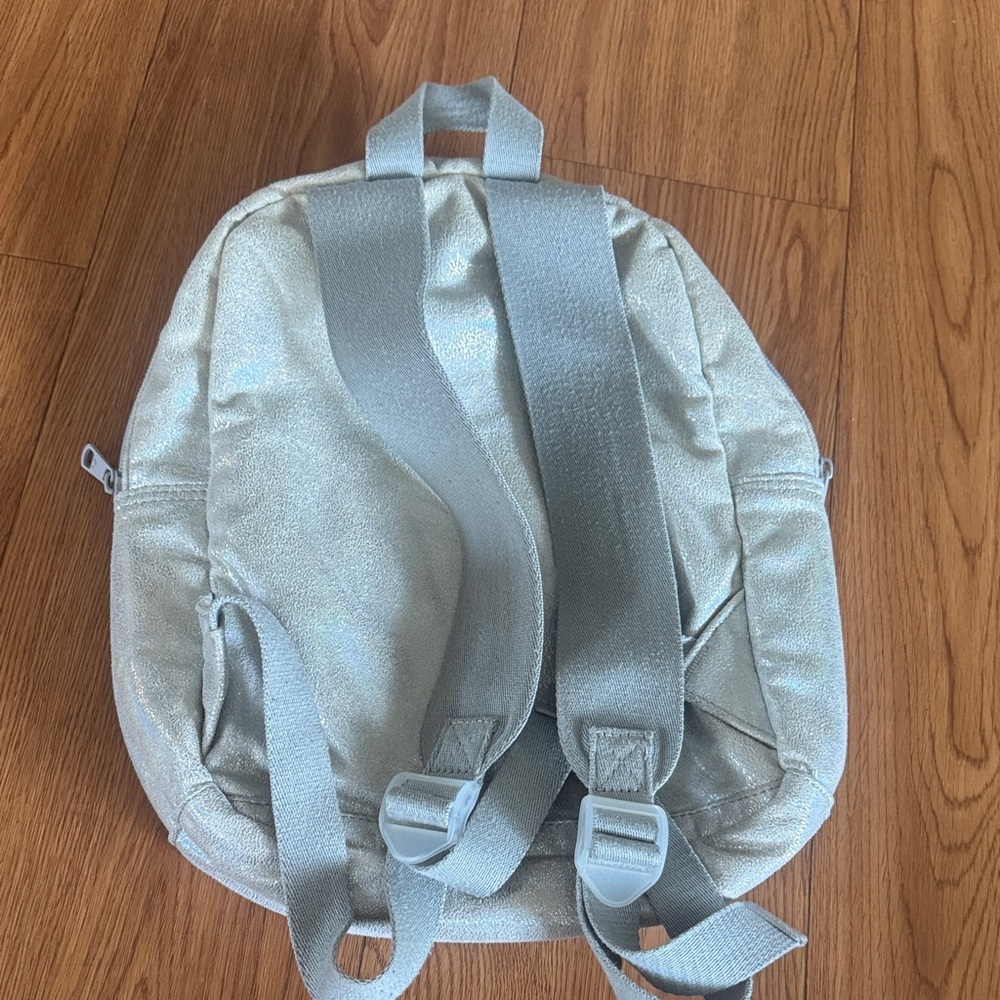 STATE Metallic Silver Backpack - Picture 3 of 4